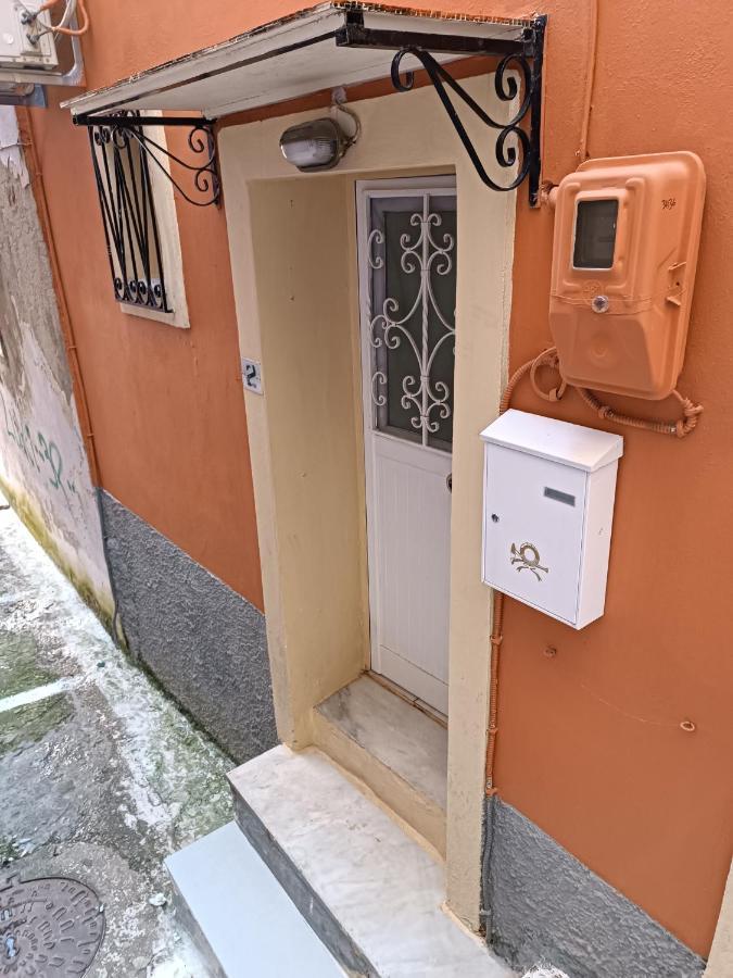 Two-Storey Maisonette Next To The Port Mantouki Exteriér fotografie